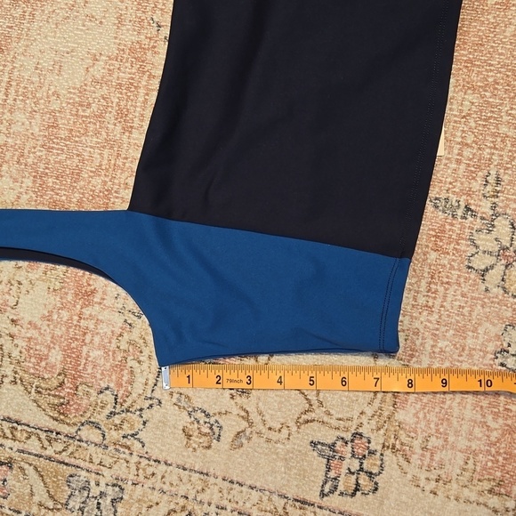 Sincerely Jules Active Athletic Bra Crop Top - Size L - Picture 10 of 11